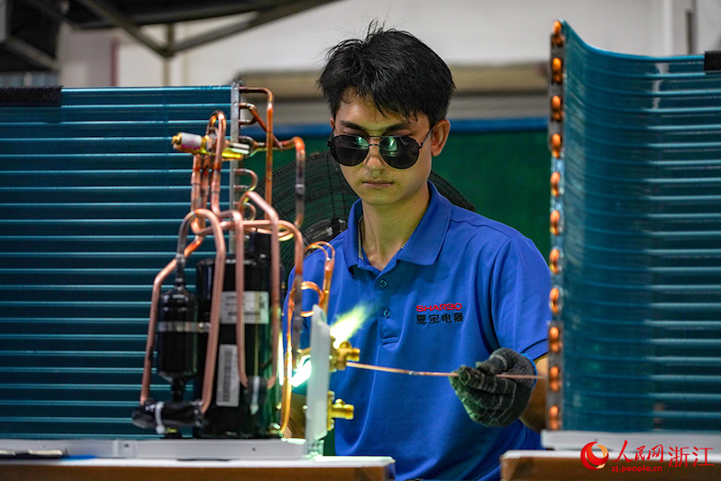 Zhejiang : les commandes de