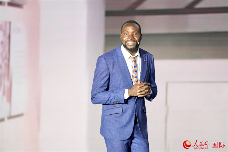 Le Concours international d'histoires ? Les caractères chinois et moi ? 2023 s'est achevé