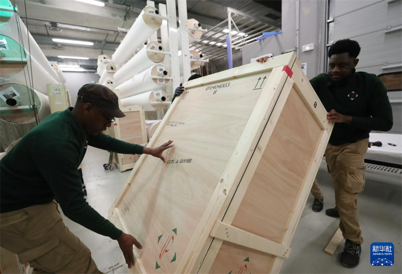 Des objets provenant du chateau de Versailles bient?t exposés dans la Cité Interdite de Beijing