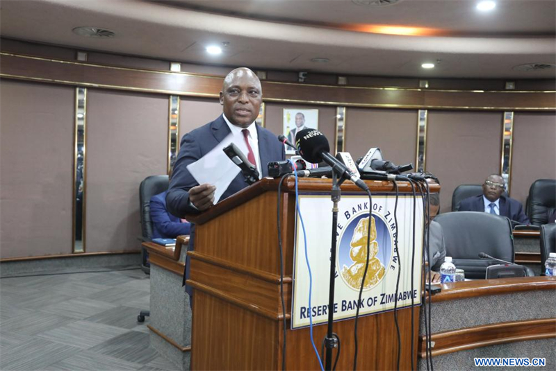 Le Zimbabwe dévoile une nouvelle monnaie adossée à l'or