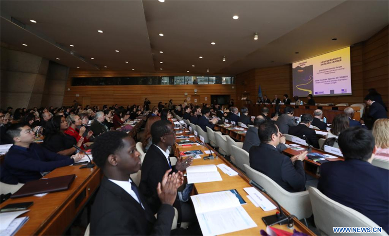 Un symposium organisé à l'UNESCO met l'accent sur le dialogue interculturel et l'apprentissage mutuel entre les civilisations