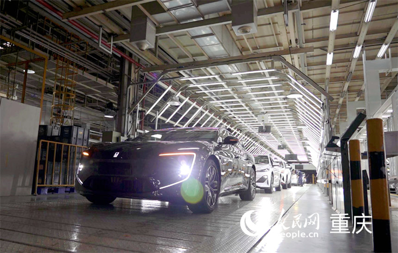 A Chongqing, des ? Transformers?? fabriquent des voitures !