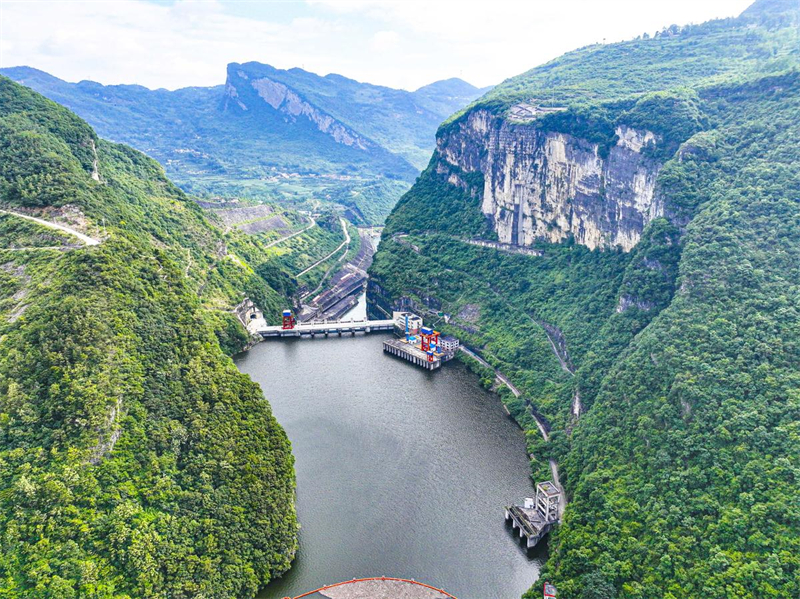 Guizhou : la centrale hydroélectrique de Suofengying, magnifique et pittoresque au c?ur des montagnes