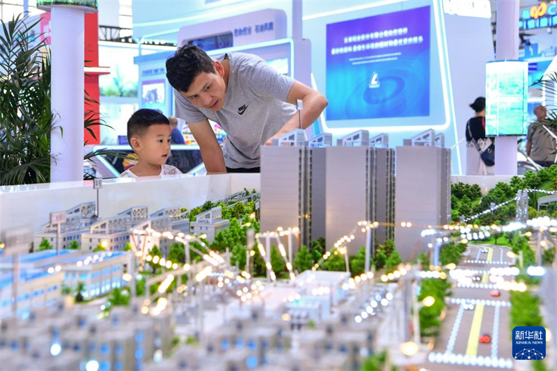 Yunnan : ? sciences et technologie ? à l'Exposition Chine-Asie du Sud à Kunming