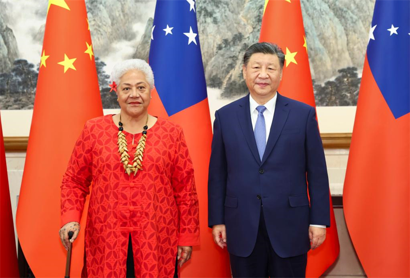 Xi Jinping rencontre la Première ministre des Samoa