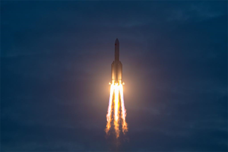 La Chine lance un groupe de satellites Internet