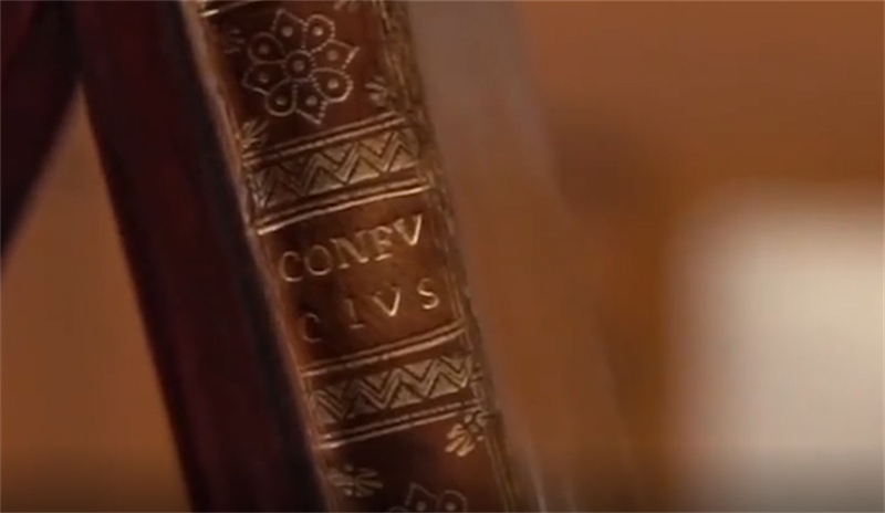 Les cadeaux d'état de Xi Jinping : les échanges de livres entre Xi Jinping et Emmanuel Macron