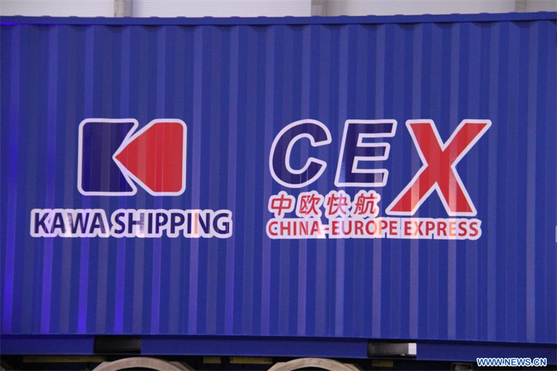 Le premier cargo express Chine-Europe a terminé son voyage inaugural en arrivant en Allemagne