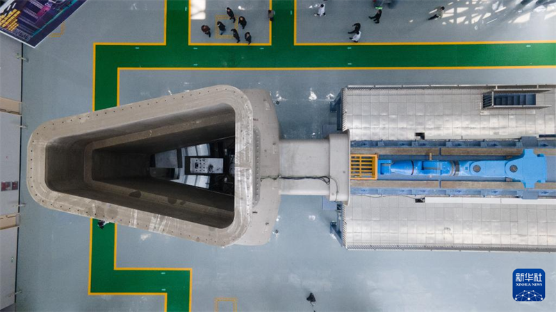 Un système clé du ? soleil artificiel ? de prochaine génération de la Chine a passé le processus d'acceptation