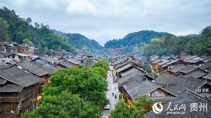 Guizhou : les coutumes ethniques au printemps dans le village Dong de Zhaoxing