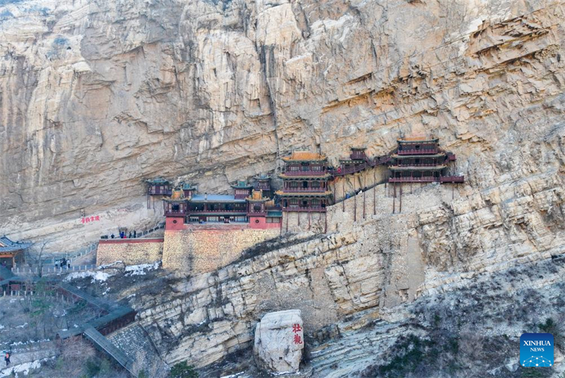 Shanxi : le spectaculaire temple Xuankong suspendu à Datong