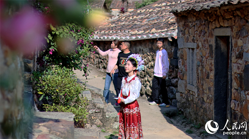 Fujian : le vieux village multicolore de Quangang a une forte atmosphère de printemps