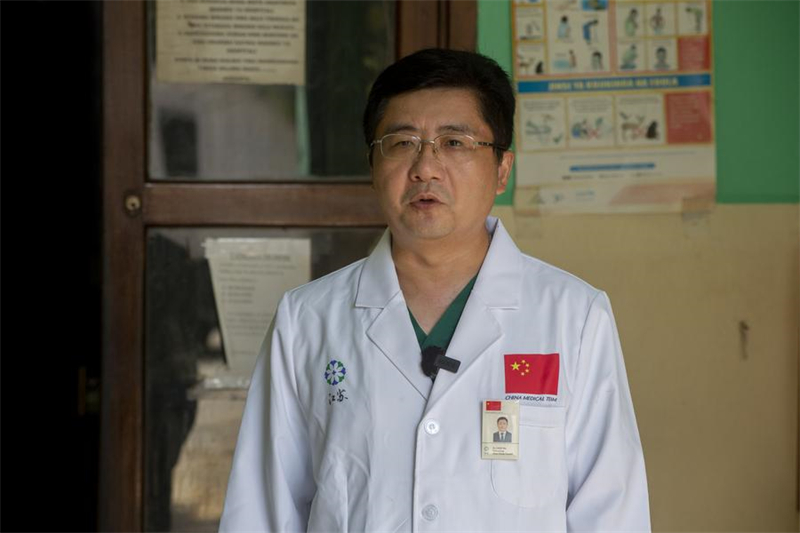 Tanzanie : une équipe médicale chinoise dispense un traitement contre la tuberculose à Zanzibar