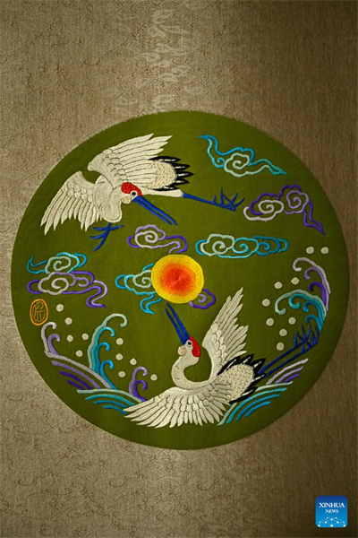 Hubei : histoire en photos d'une héritière de la broderie Han à Wuhan