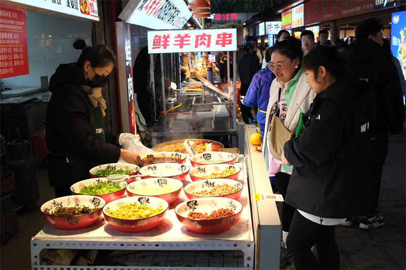Liaoning : l'économie nocturne se réchauffe à Shenyang