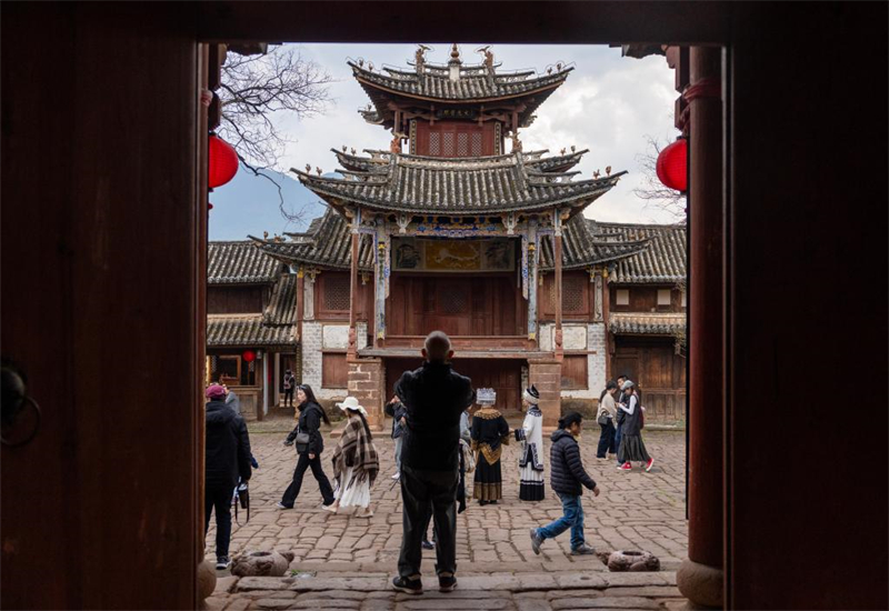 Le tourisme printanier stimule la consommation à travers la Chine