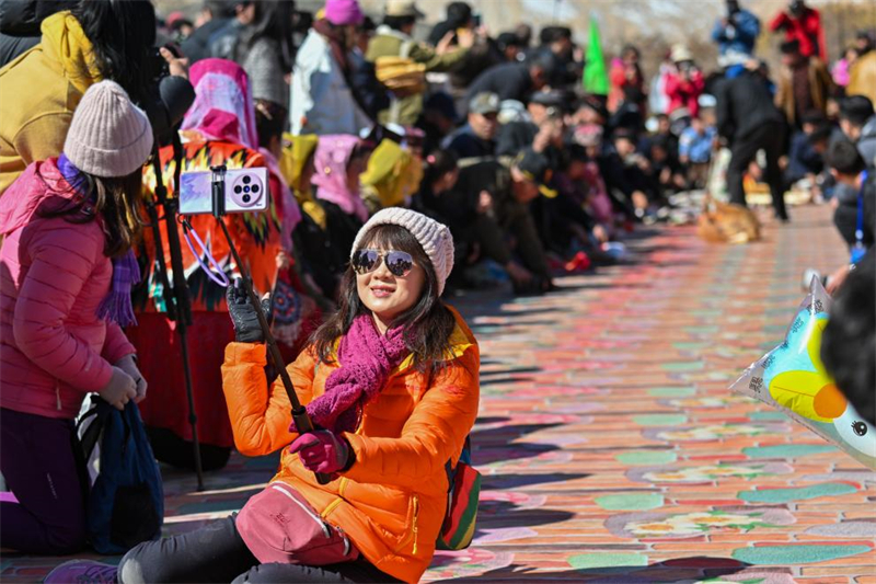 Le tourisme printanier stimule la consommation à travers la Chine