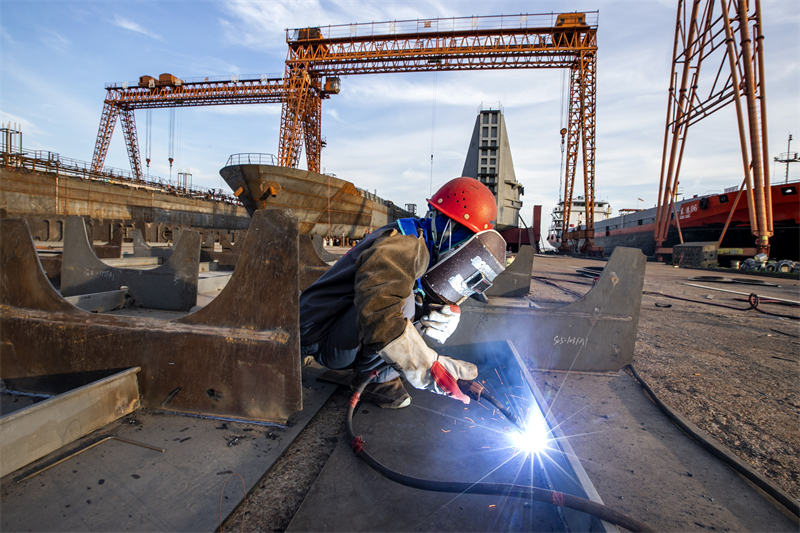 Jiangxi : le chantier naval de Duchang met les bouchées doubles pour honorer les commandes