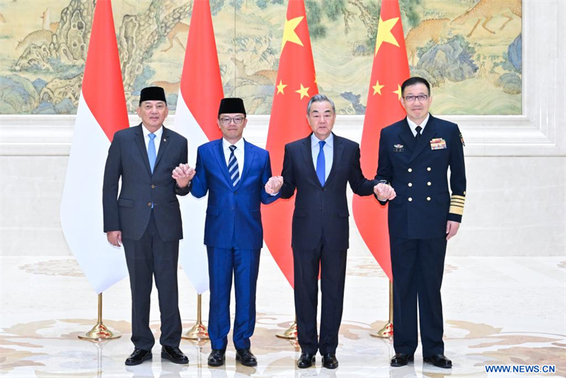 La Chine et l'Indonésie tiennent la première réunion ministérielle du Dialogue conjoint des ministres des Affaires étrangères et de la Défense à Beijing