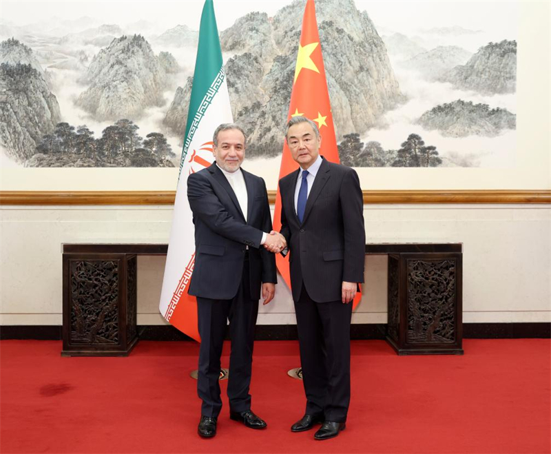 La Chine et l'Iran échangent des points de vue sur les derniers progrès de la question nucléaire iranienne