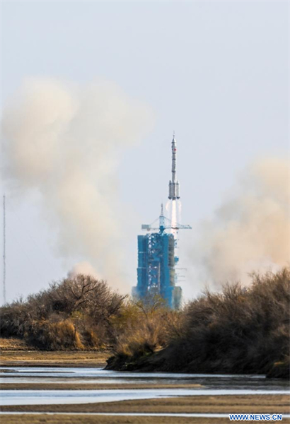 La Chine lance le vaisseau spatial habité Shenzhou-20