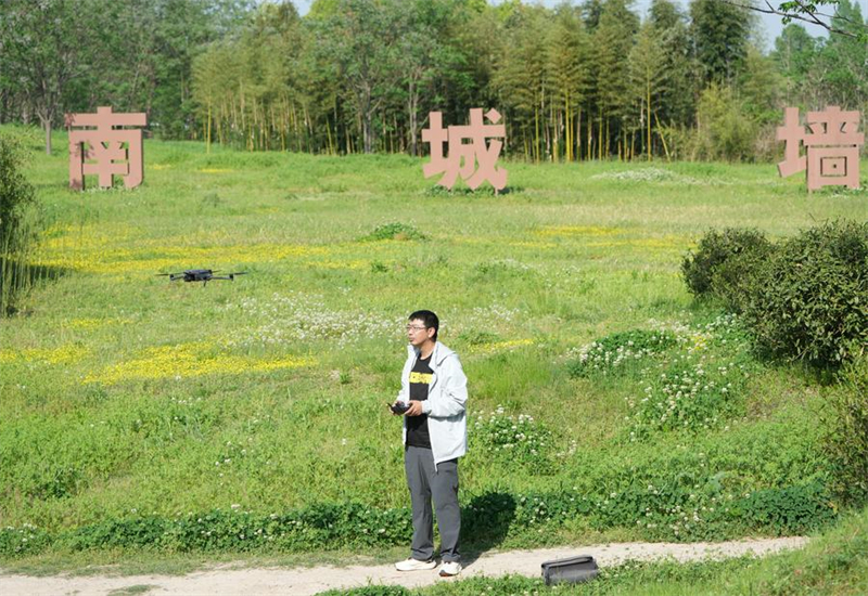 Zhejiang : la technologie fait progresser les efforts archéologiques sur le site de Liangzhu