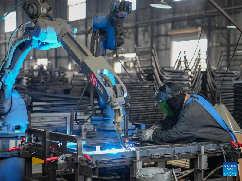 Sichuan : une PME basée sur la technologie enregistre une explosion de ses ventes de tricycles électriques à l'exportation