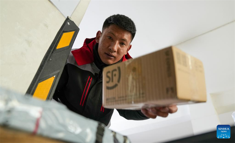 Xizang : histoire en photos d'un coursier modèle à Nagqu