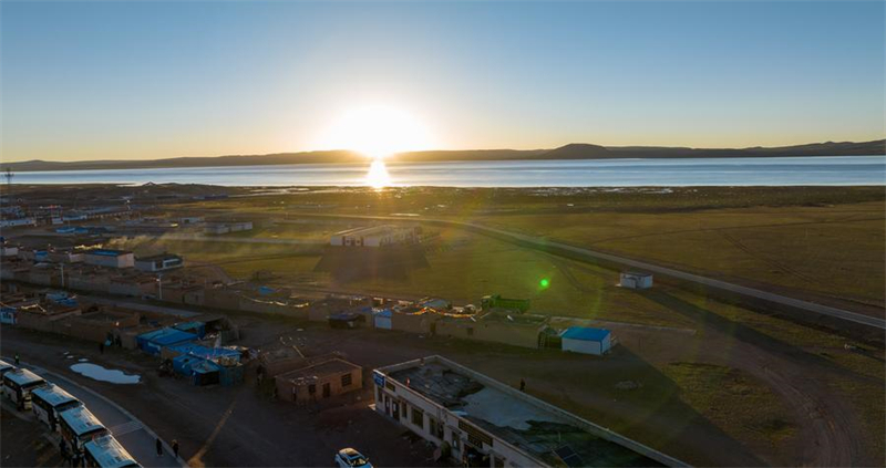 Xizang : Nagqu fait progresser le verdissement urbain sur ? le toit du toit du monde ?