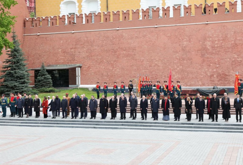 Xi assiste aux célébrations du Jour de la Victoire en Russie