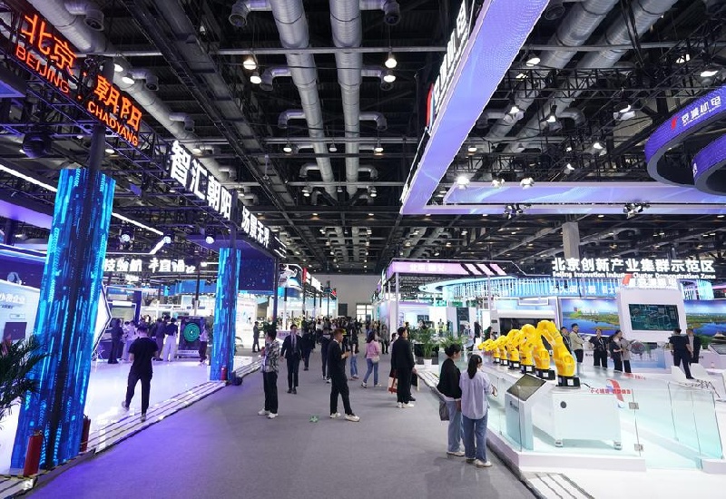La 27e Exposition internationale de haute technologie de Beijing, à Beijing, capitale chinoise, le 8 mai 2025. (Photo : Zhang Chenlin)