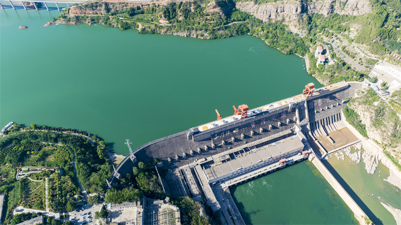 Henan : à Sanmenxia, les deux rives du fleuve Jaune sont aussi belles qu'une peinture