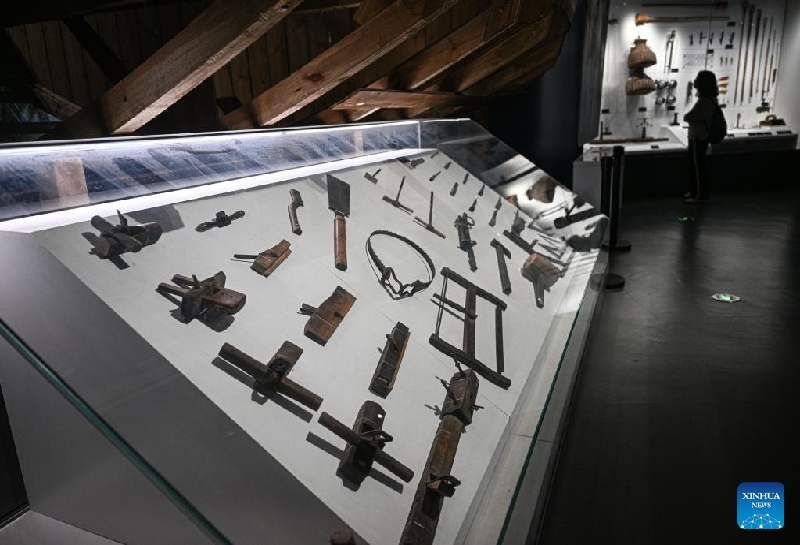 Hainan?: un aper?u de la culture des Tanka à Lingshui