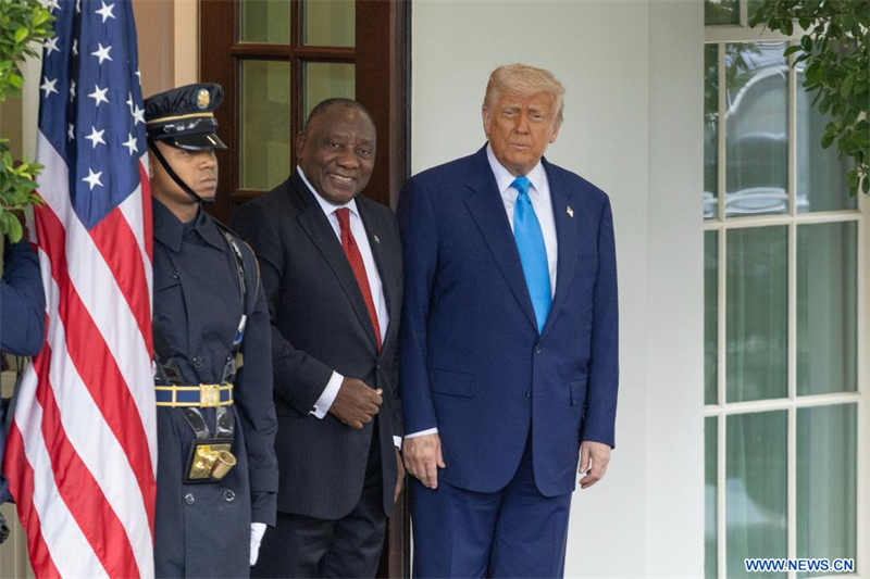 Trump confronte le président sud-africain à des allégations de complot
