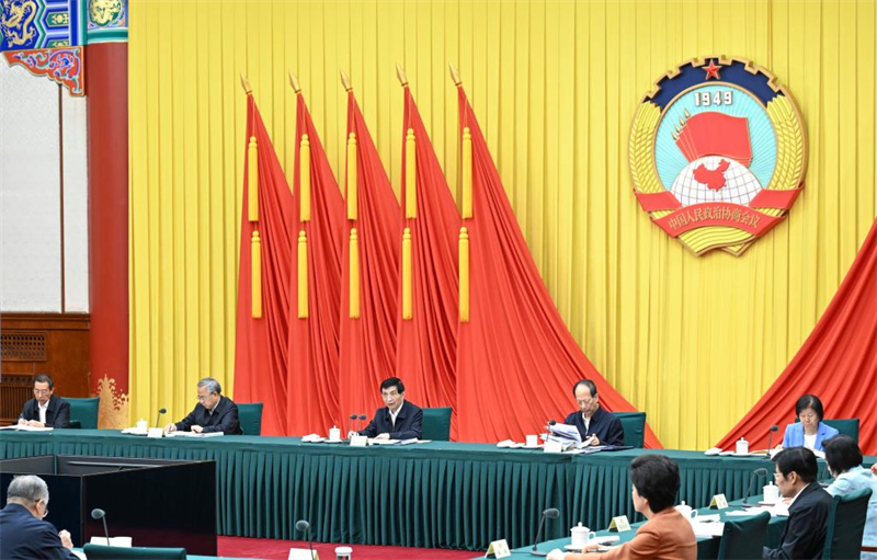Le plus haut conseiller politique chinois exhorte la CCPPC à jouer un r?le consultatif dans le prochain plan quinquennal