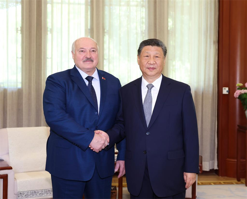 Xi Jinping rencontre le président bélarusse