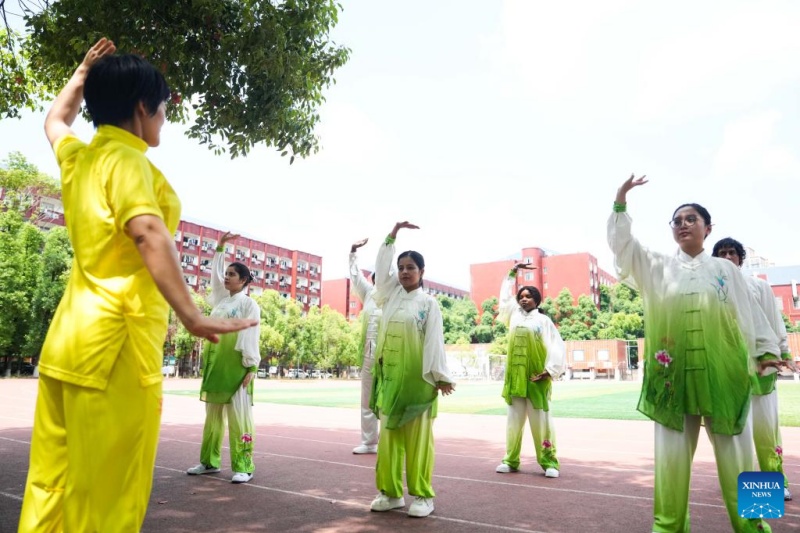 Une étudiante nigériane poursuit son rêve de médecine en Chine