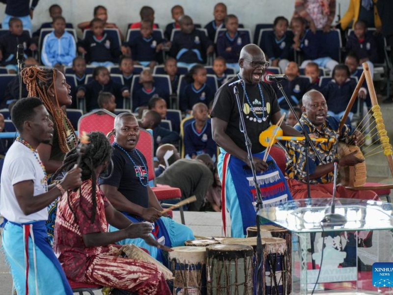 Des rythmes partagés, des rêves partagés – un programme d'échanges culturels approfondit les liens sino-kenyans