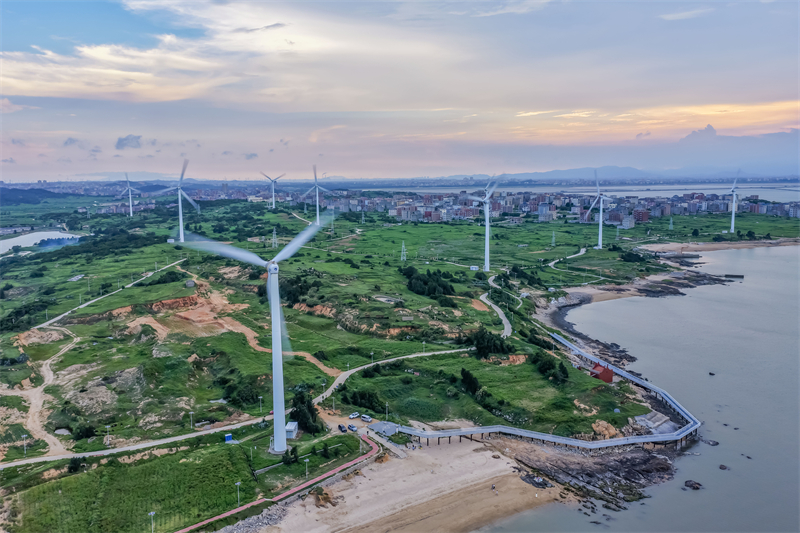 Fujian : le paysage pittoresque des éoliennes à Fuzhou