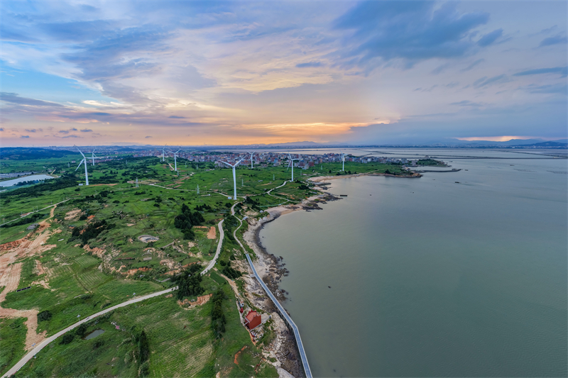 Fujian : le paysage pittoresque des éoliennes à Fuzhou