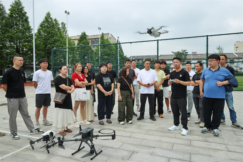Zhejiang : Huzhou soutient la formation à l'utilisation de drones
