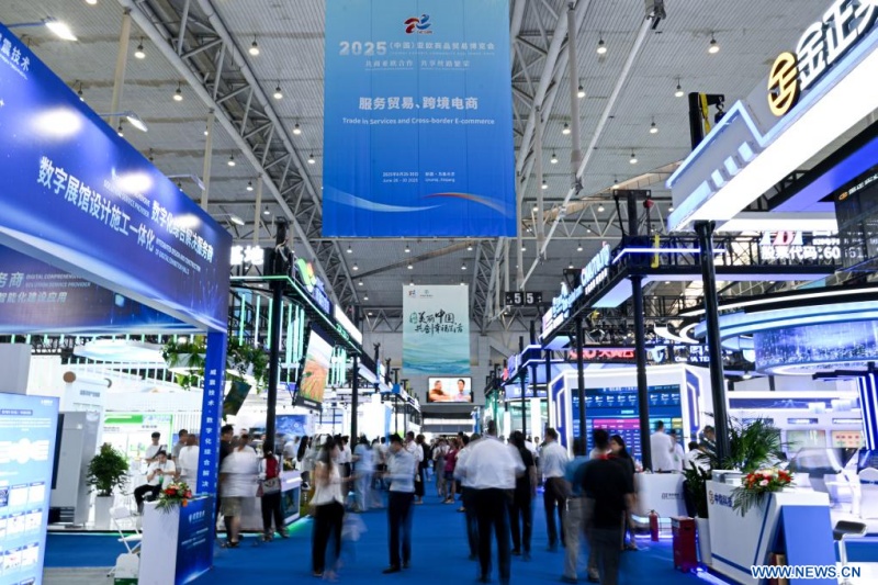 La Foire commerciale de marchandises Chine-Eurasie 2025 met en évidence les liens commerciaux mondiaux