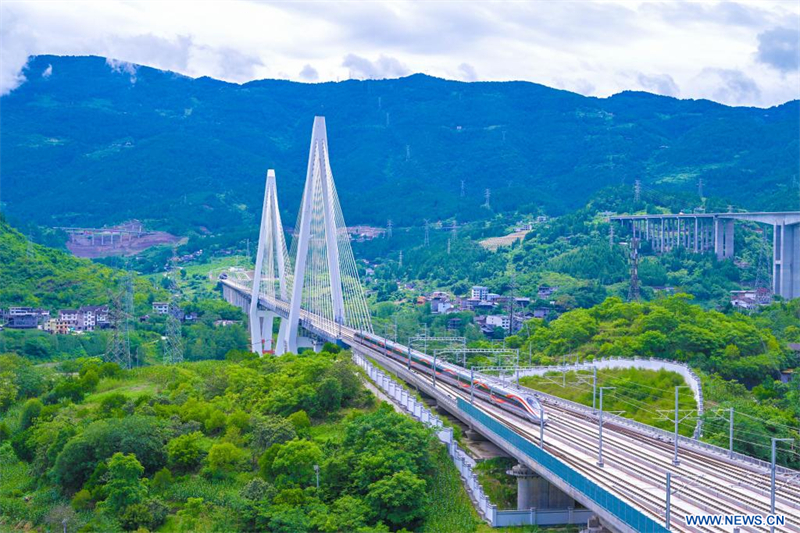 Chine : mise en service d'un tron?on clé de la ligne à grande vitesse Chongqing-Xiamen