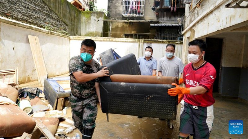 Guizhou : les efforts de secours se poursuivent à Rongjiang après les inondations