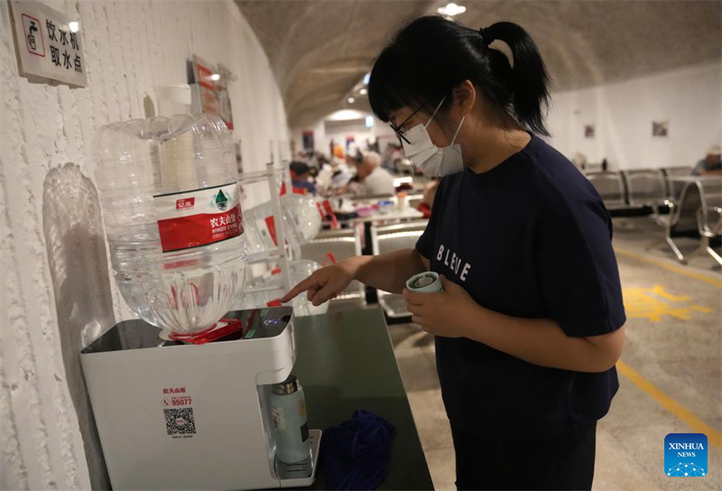 Zhejiang?: face à la canicule, Hangzhou ouvre ses abris antiaériens au public
