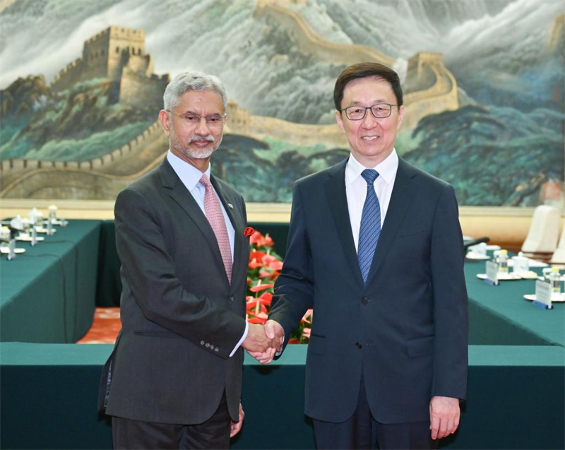 Le vice-président chinois rencontre le ministre indien des Affaires étrangères