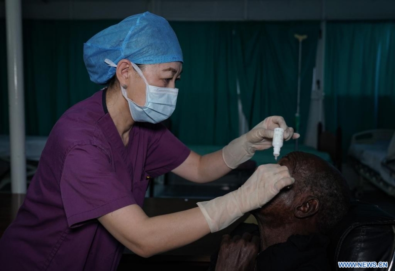 Travail de la 35e équipe médicale chinoise en Mauritanie