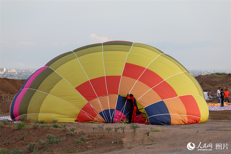 Mongolie intérieure : le Concours national de ballons à air chaud à Dengkou