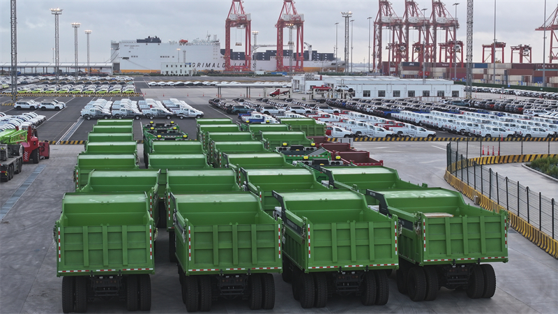 Jiangsu : des camions d'exploitation minière électriques exportés vers l'Afrique depuis Suzhou