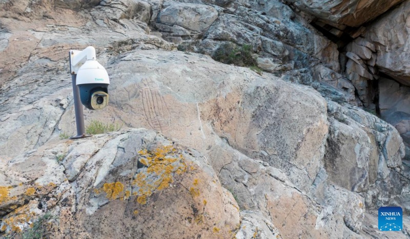 Ningxia : la préservation des peintures rupestres du?mont Helan à Yinchuan